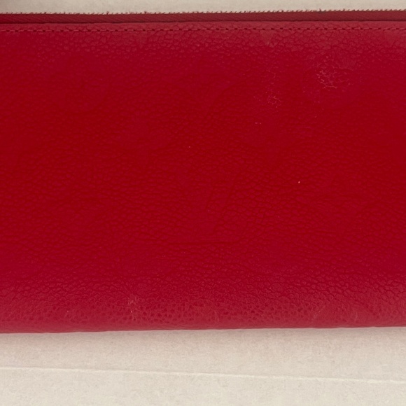 Louis Vuitton Adele Wallet Monogram Empreinte Red. - Picture 3 of 9